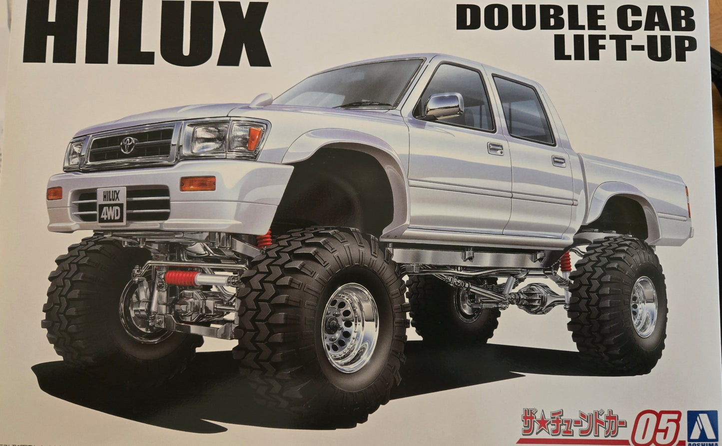 Aoshima 1/24 1994 Toyota LN107 Hilux Pickup Double Cab Lift Up